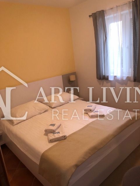 ISTRIA, POLA, dintorni - moderna casa indipendente a soli 150 m dal mare