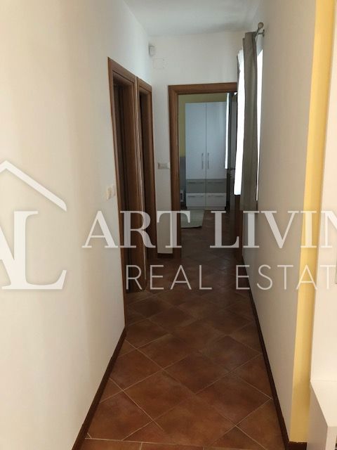 ISTRIA, POLA, dintorni - moderna casa indipendente a soli 150 m dal mare