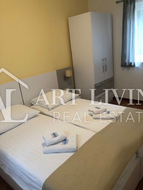 ISTRIA, POLA, dintorni - moderna casa indipendente a soli 150 m dal mare