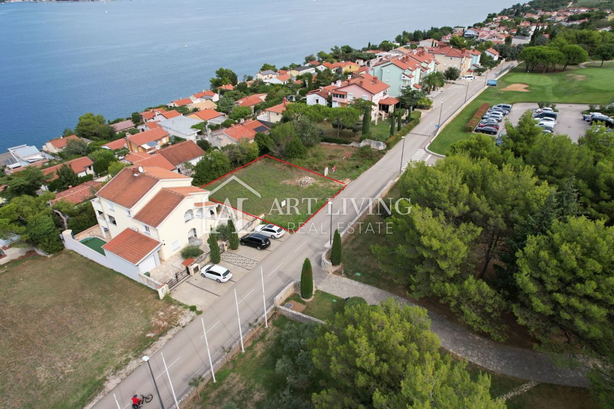 Umago, Crveni Vrh - ESCLUSIVO - terreno edificabile con progetto in posizione eccezionale