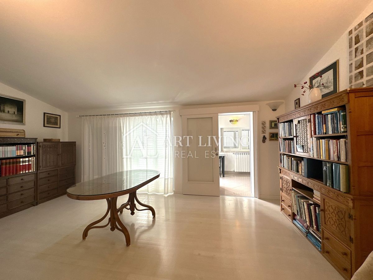 Umago, dintorni - grazioso appartamento con due camere da letto in una posizione tranquilla e bellissima