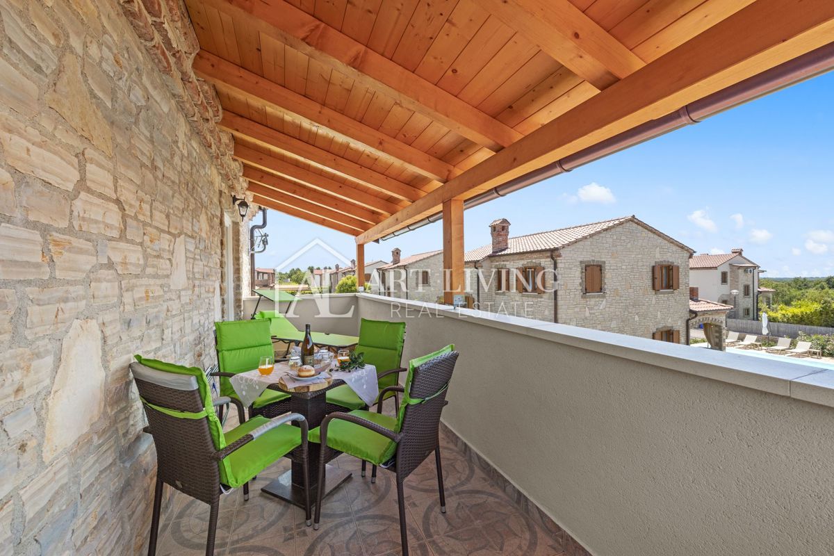 Istria, Svetvinčenat, dintorni – affascinante villa in stile istriano