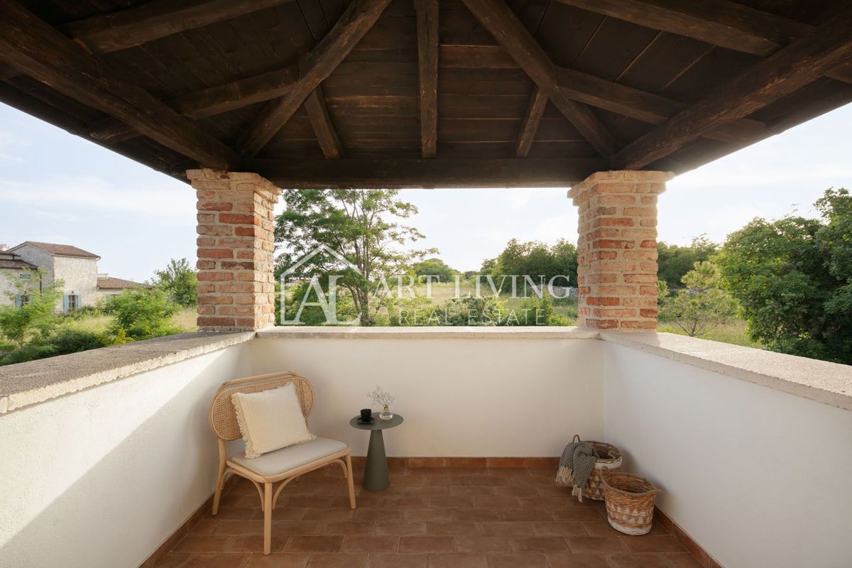 Dintorni di Parenzo, lussuosa villa in pietra in stile rustico con piscina