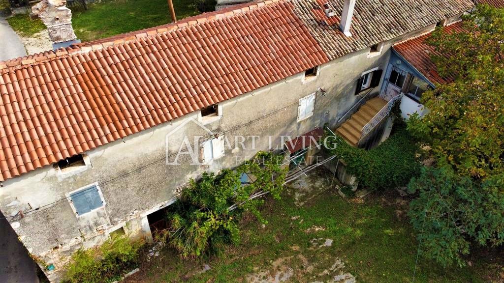 Grisignana, dintorni - Autentica casa in pietra istriana da ristrutturare