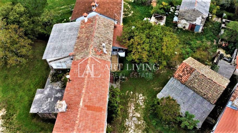 Grisignana, dintorni - Autentica casa in pietra istriana da ristrutturare