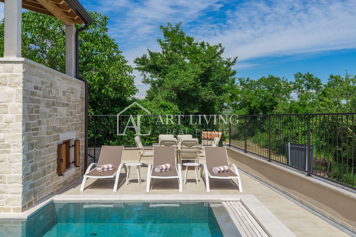 Zona di Buie, Villa in pietra d'Istria unica con piscina e vista mare