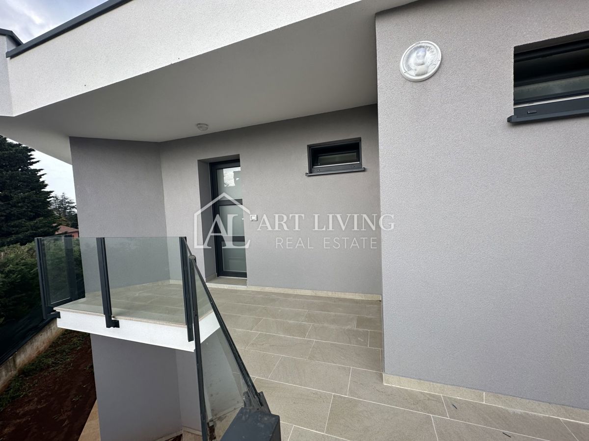 Umago - dintorni, grazioso appartamento in TOP!!! posizione con vista sul mare