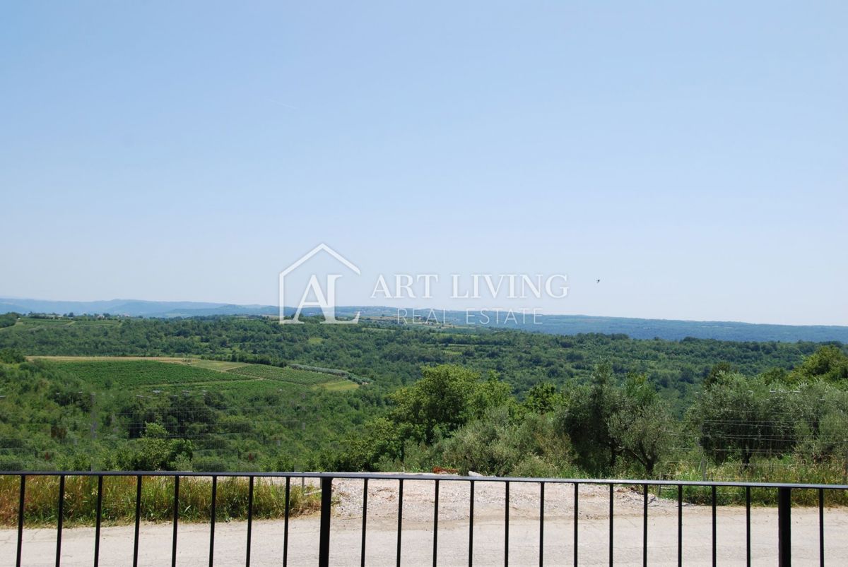 Istria, Buie, dintorni - casa a schiera in pietra in stile istriano