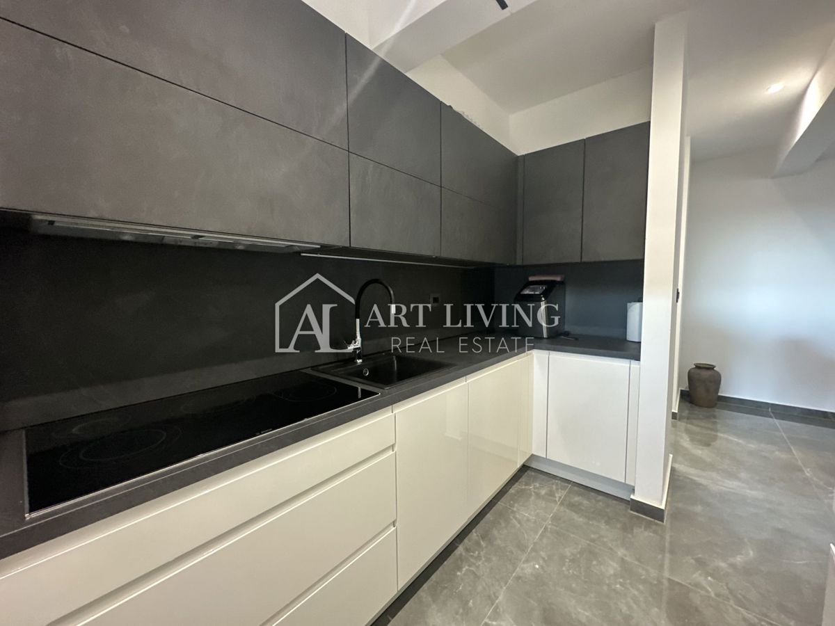 UMAGO - lussuoso appartamento con tre camere da letto, 134 m2, posizione TOP!!!