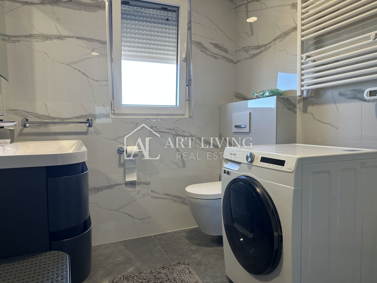 UMAGO - lussuoso appartamento con tre camere da letto, 134 m2, posizione TOP!!!