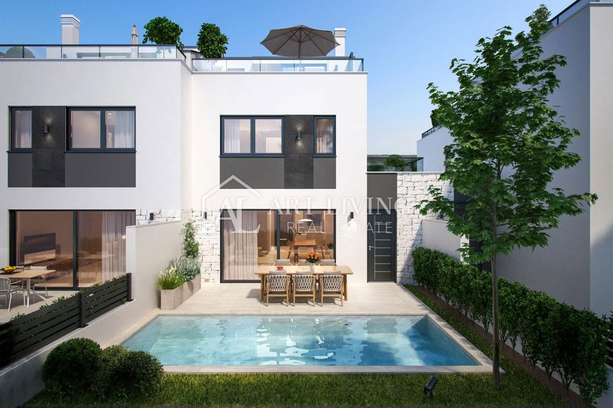Parenzo - moderna casa a schiera con piscina in ottima posizione - NUOVA COSTRUZIONE!
