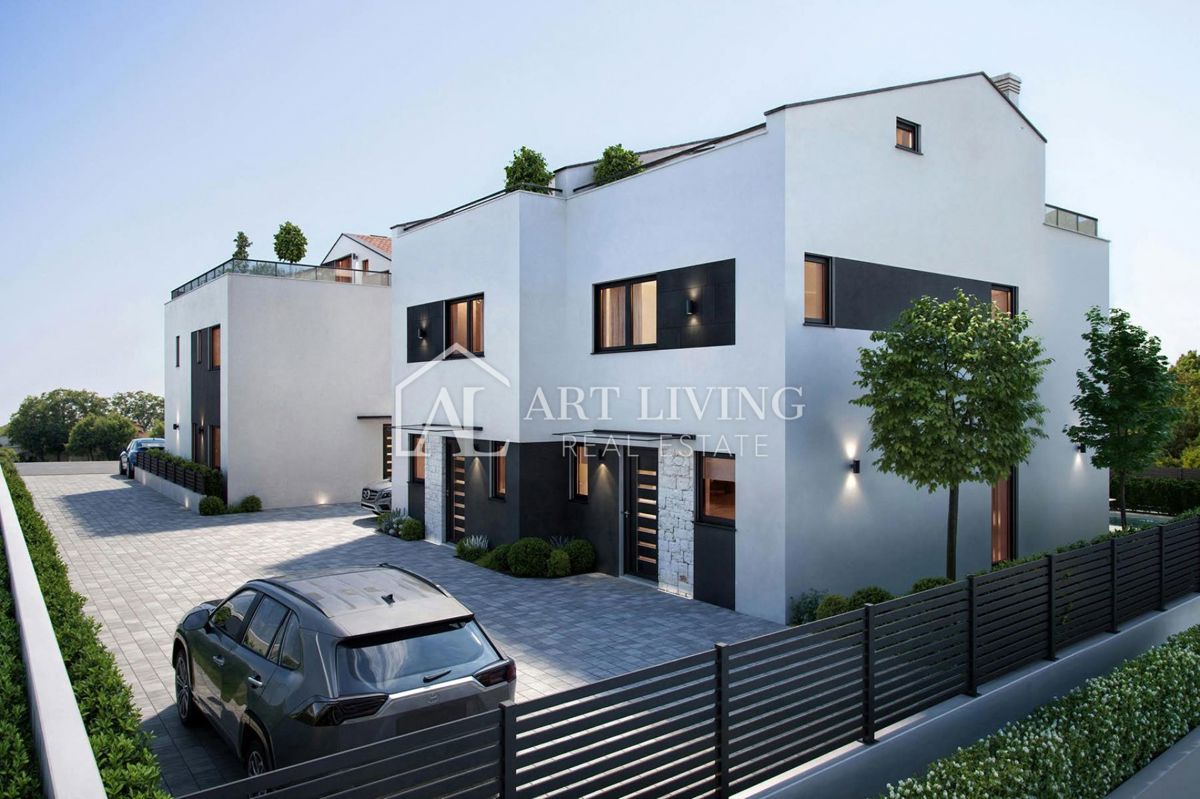 Parenzo - moderna casa a schiera con piscina in ottima posizione - NUOVA COSTRUZIONE!