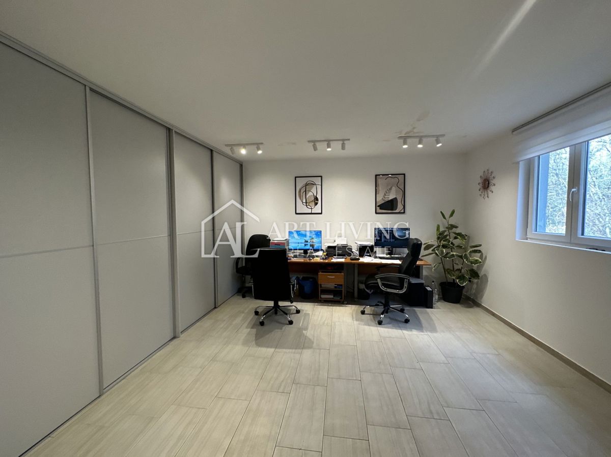 Umago, dintorni - Capannone industriale, 280 m², in vendita o in affitto a lungo termine