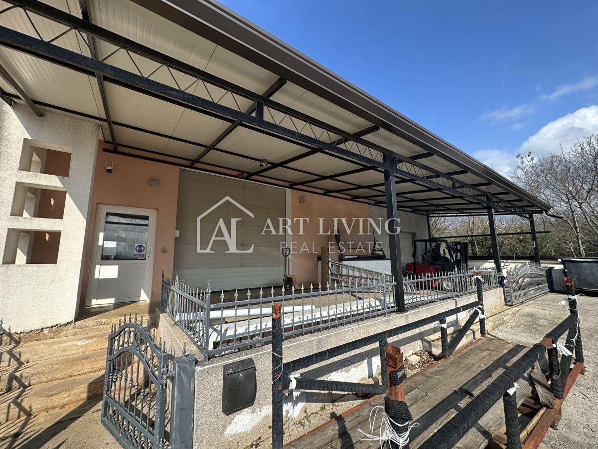 Umago, dintorni - Capannone industriale, 280 m², in vendita o in affitto a lungo termine