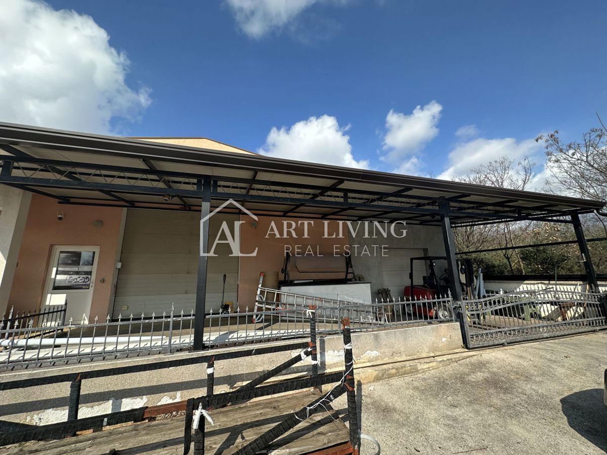 Umago, dintorni - Capannone industriale, 280 m², in vendita o in affitto a lungo termine