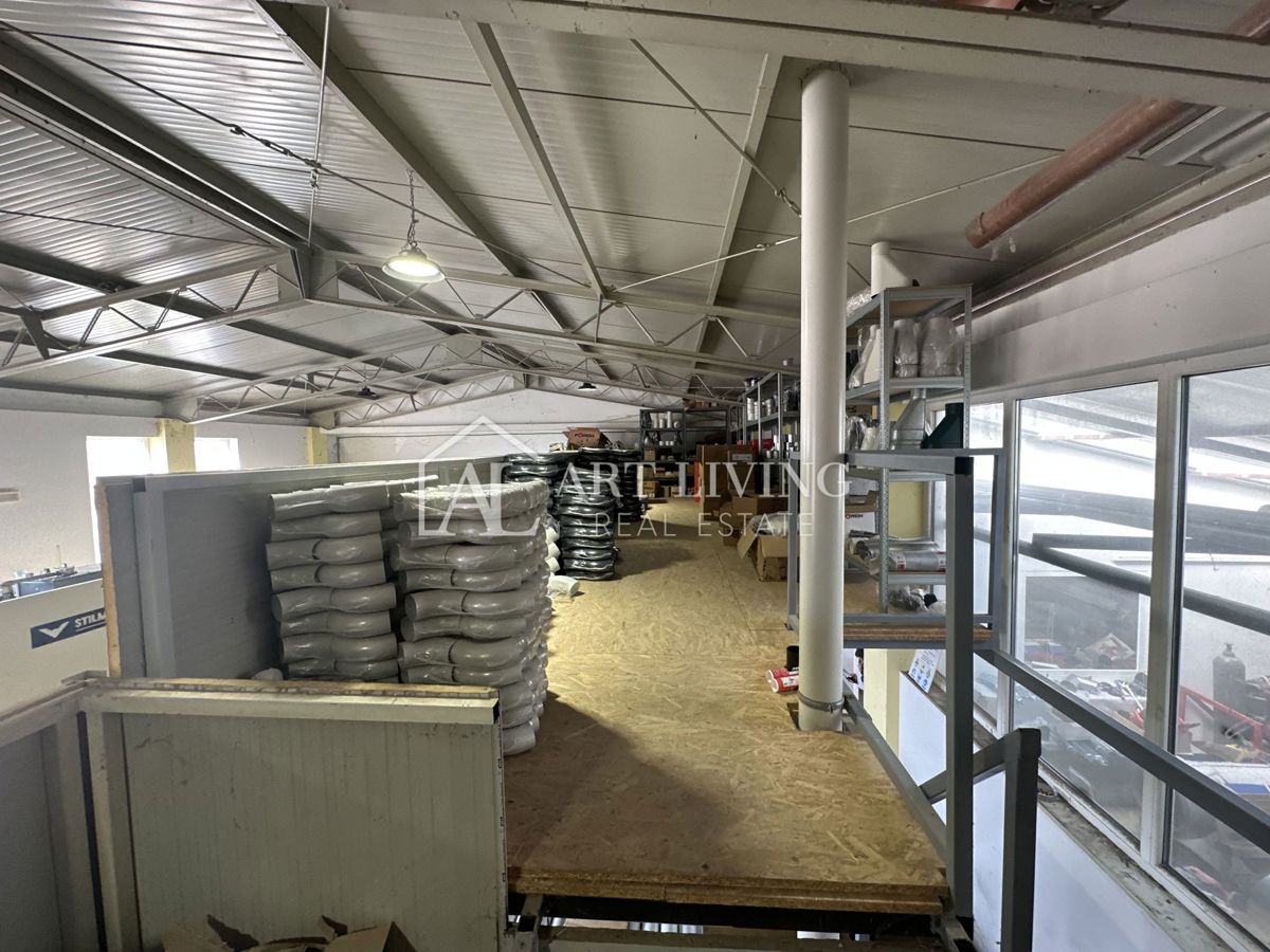 Umago, dintorni - Capannone industriale, 280 m², in vendita o in affitto a lungo termine