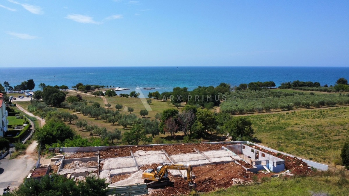 Prekrasna vila u nizu na vrhunskoj lokaciji, Zambratija (Umag)