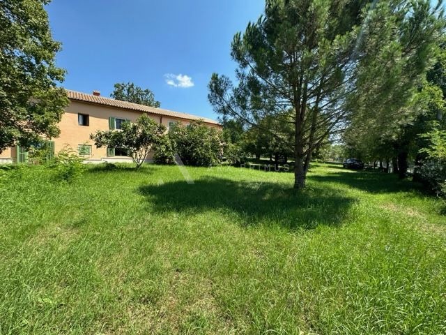 Istarska kamena kuća na mirnoj lokaciji, Dubci