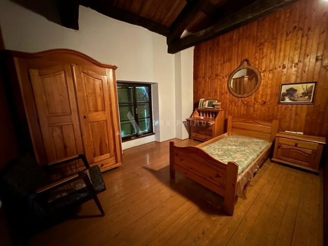 Istarska kamena kuća na mirnoj lokaciji, Dubci