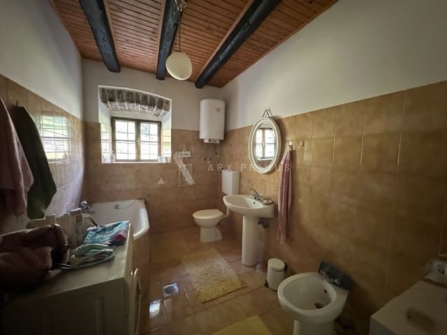 Istarska kamena kuća na mirnoj lokaciji, Dubci