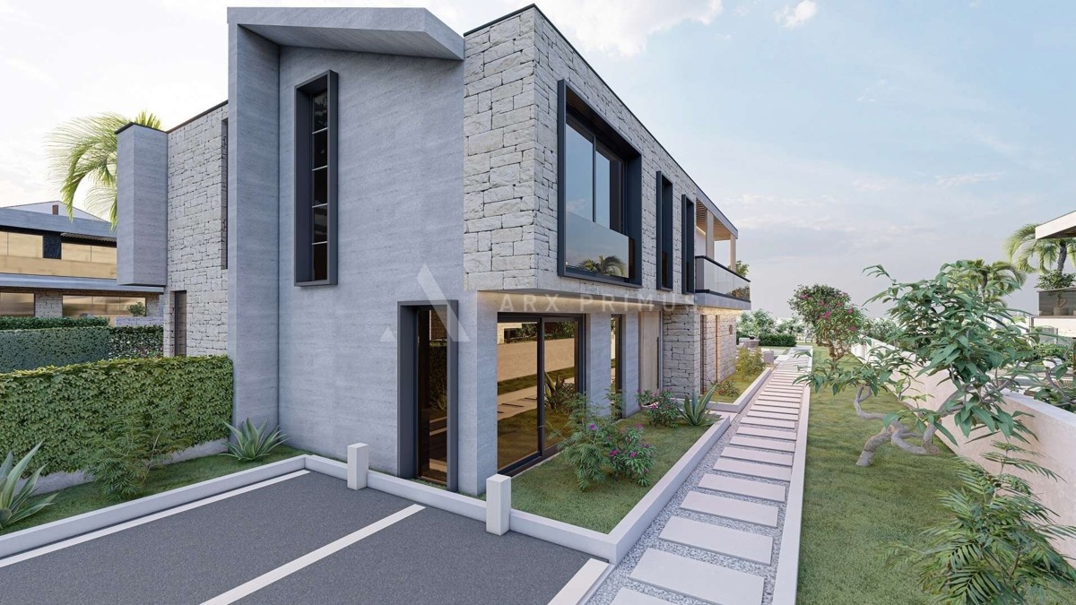 Vila moderne arhitekture s bazenom u blizini mora, Umag