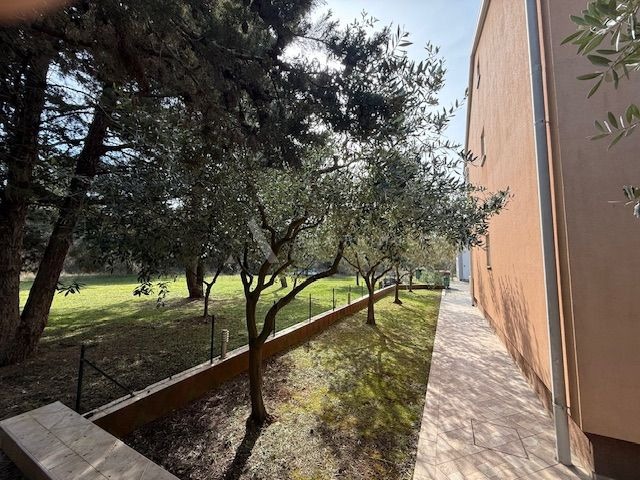 Prizemni stan u blizini mora, Zambratija, Umag