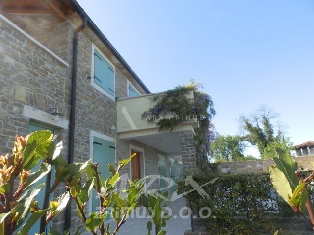 Stara istarska kamena kuća u Baredinama, Buje