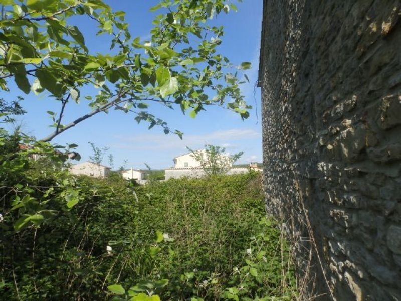 Vecchia casa di pietra istriana in Baredine, Buie