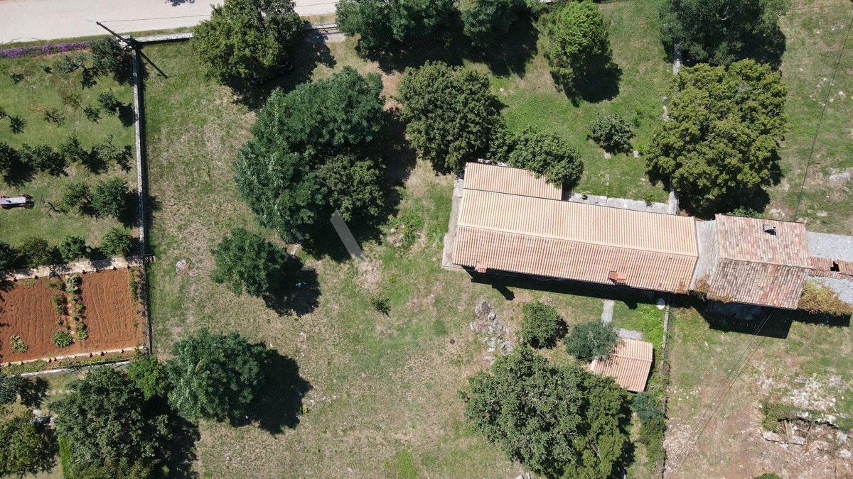 Zemljište na mirnoj lokaciji, Dubci