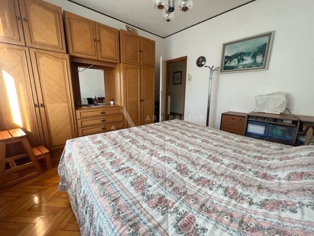 Samostojeća kuća na velikoj parceli okružena zelenilom, Finida, Umag