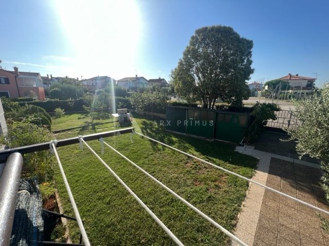 Samostojeća kuća na velikoj parceli okružena zelenilom, Finida, Umag