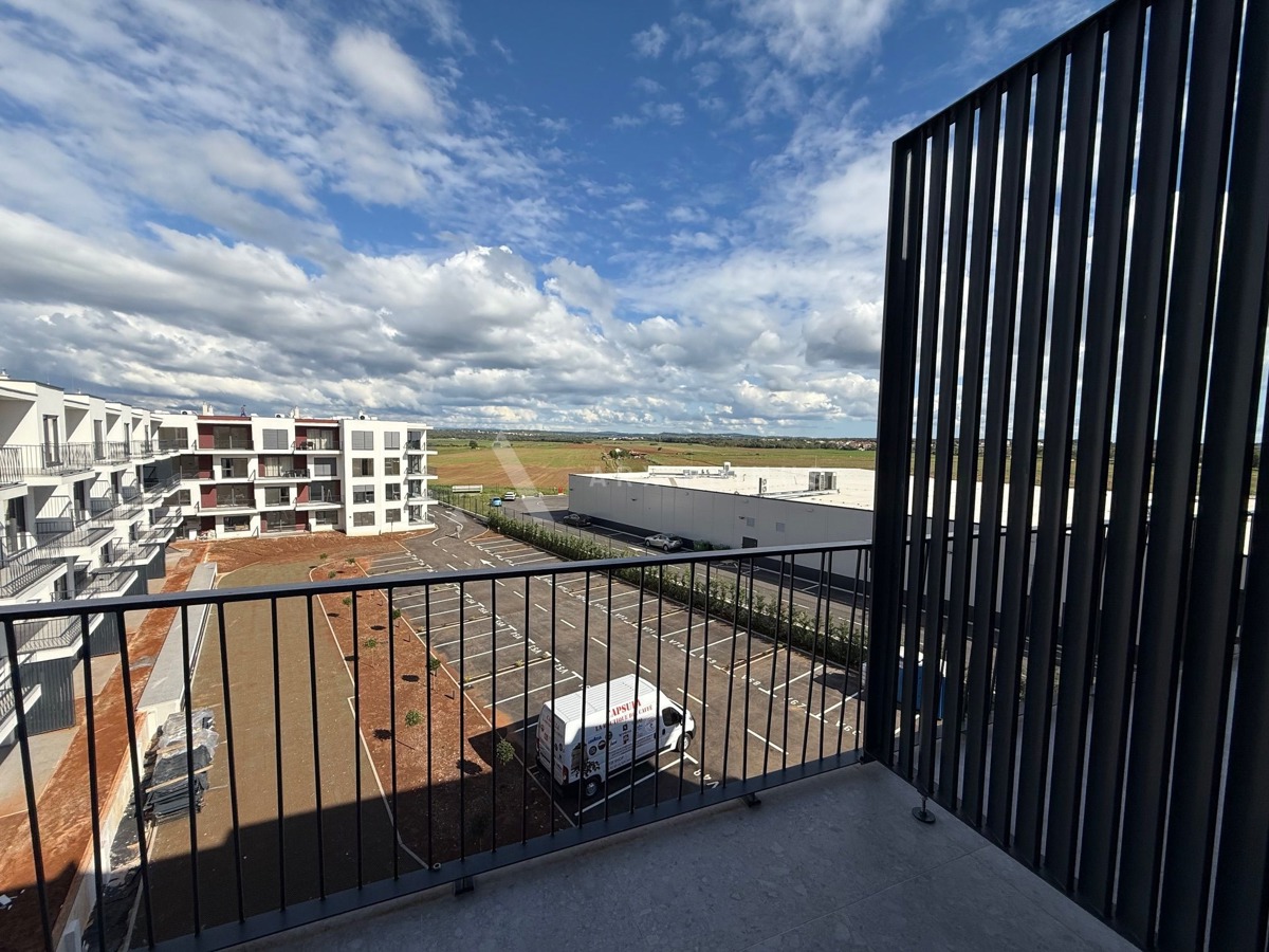 Dvosobni stan na super lokaciji u Umagu