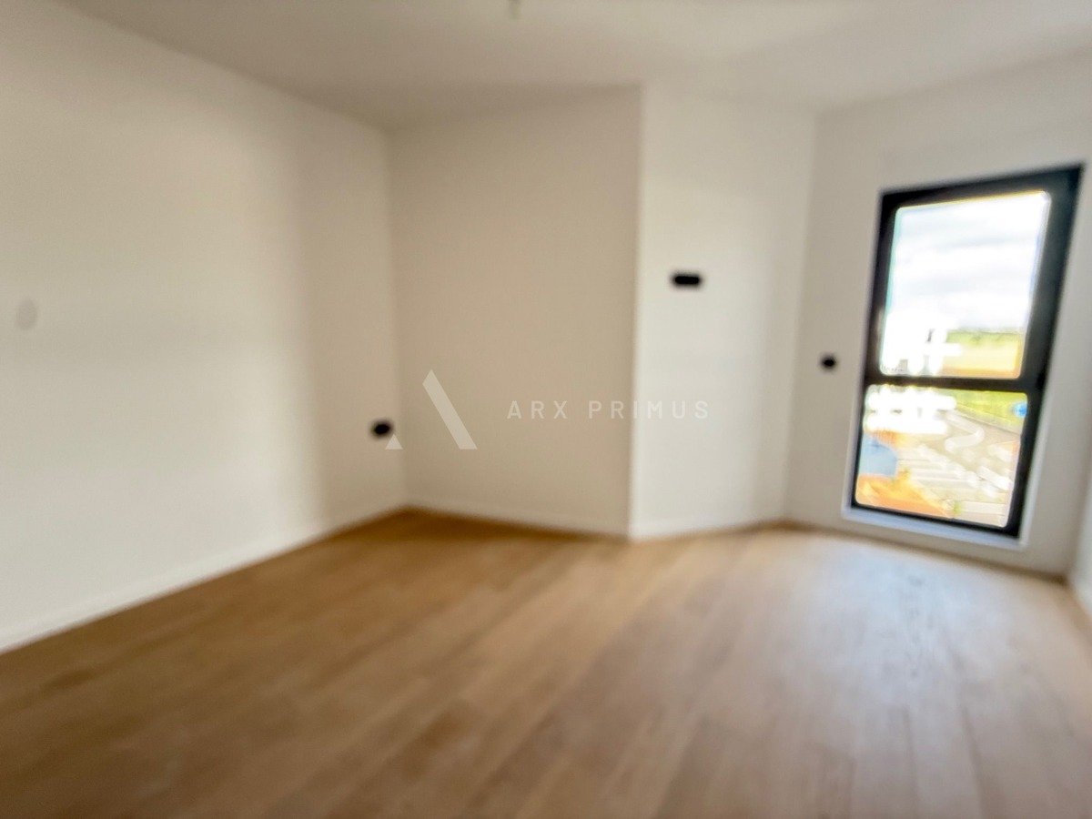 Dvosobni stan na super lokaciji u Umagu