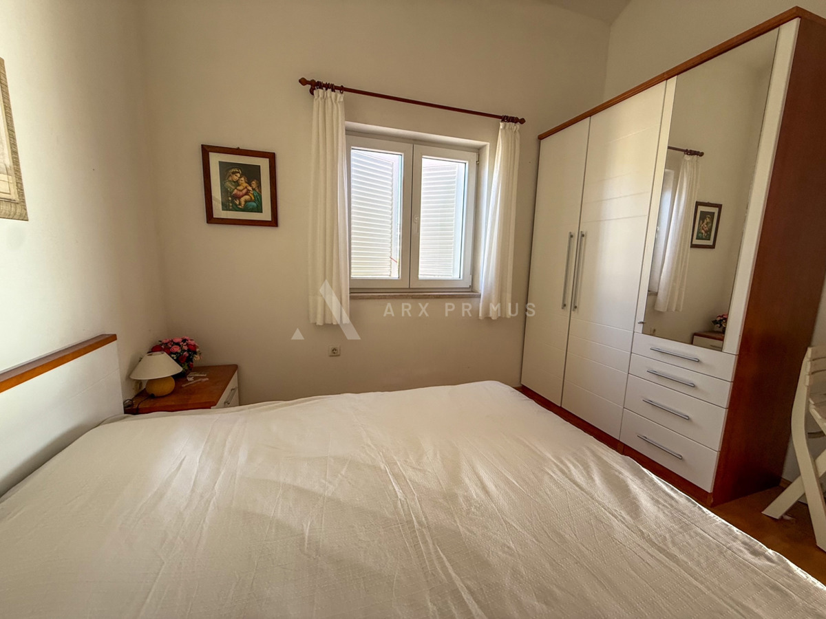 Stan s pogledom na more, 180 m od plaže – Zambratija, Umag