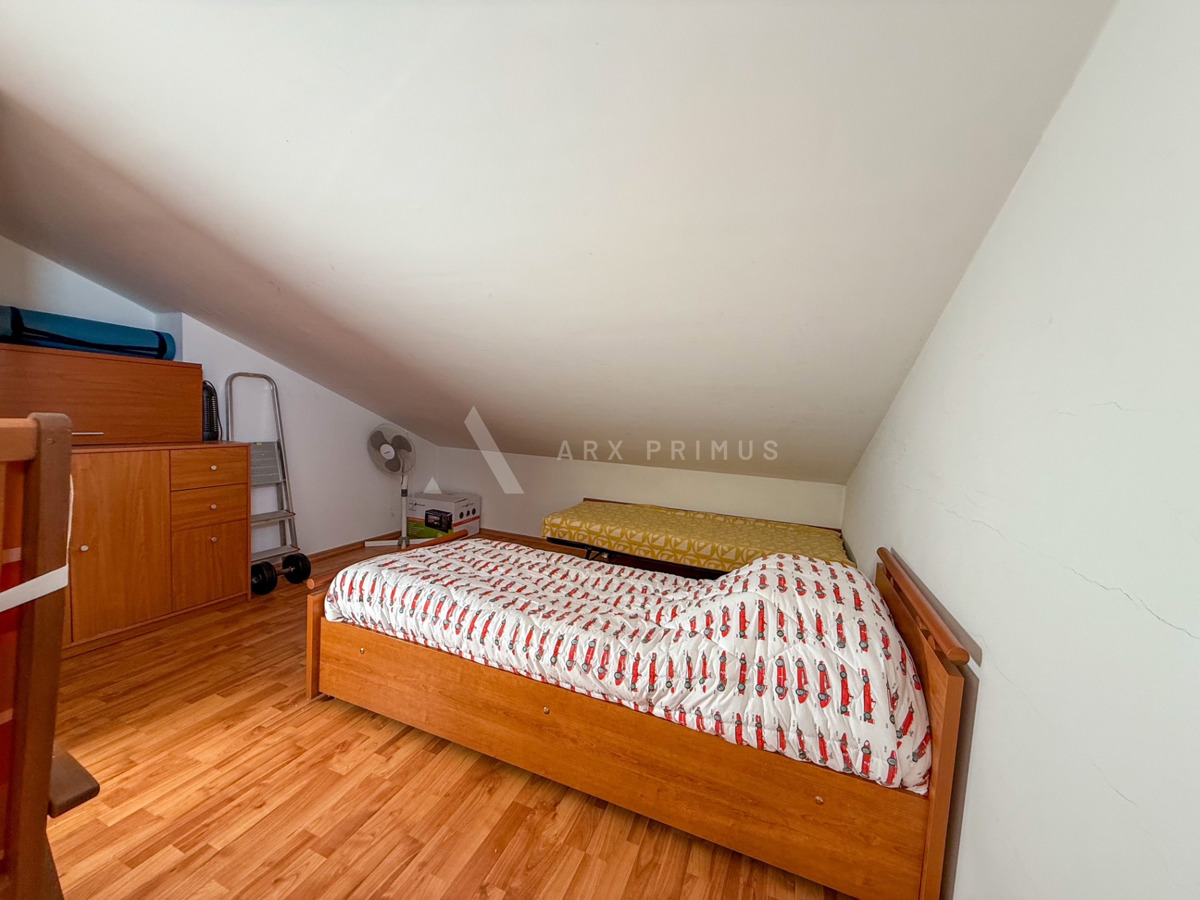 Stan s pogledom na more, 180 m od plaže – Zambratija, Umag