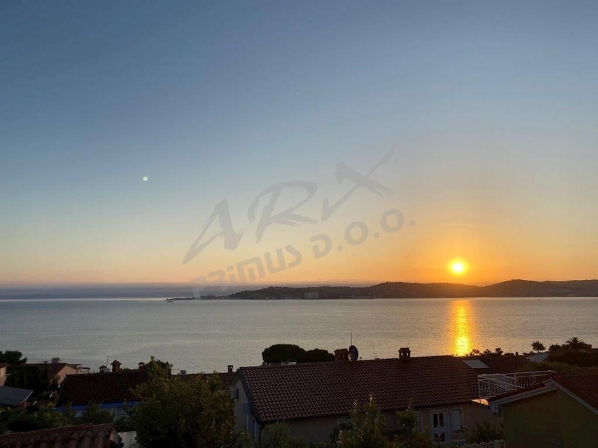 Casa con vista mare, Crveni vrh, Umago