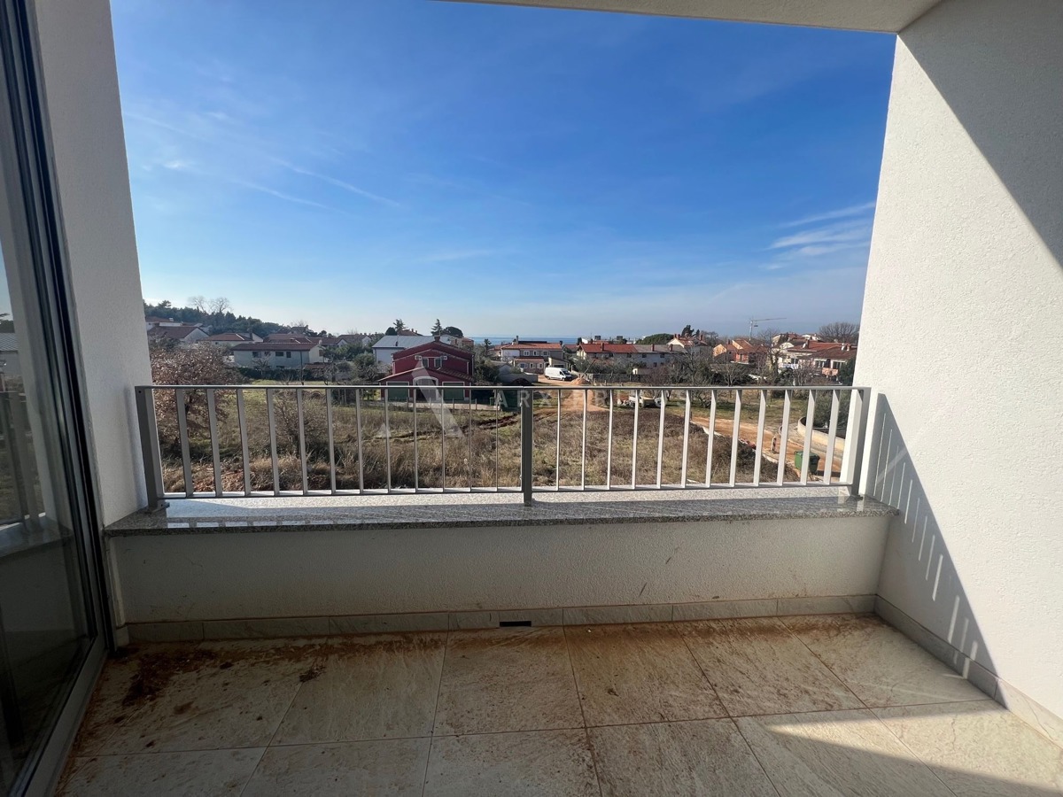 Veliki dvoetažni stan s pogledom na more, Zambratija, Umag