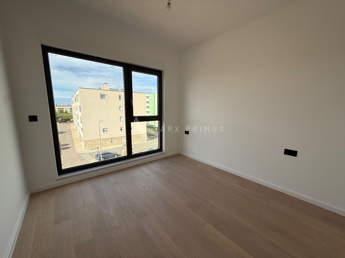 Dvosobni stan na super lokaciji u Umagu