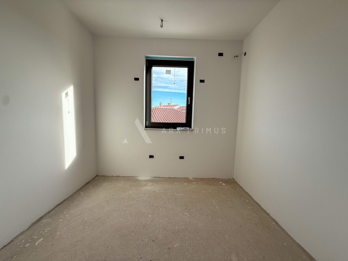 Casa bifamiliare in posizione privilegiata, Punta, Umago