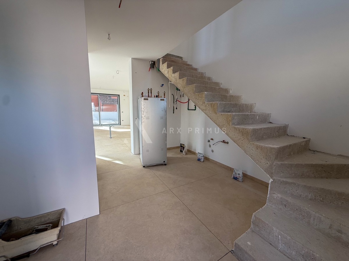 Casa bifamiliare in posizione privilegiata, Punta, Umago