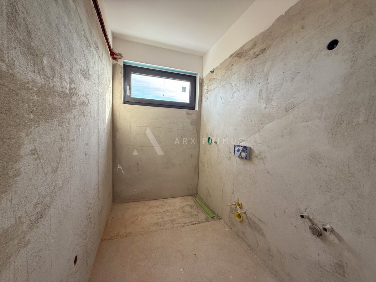 Casa bifamiliare in posizione privilegiata, Punta, Umago