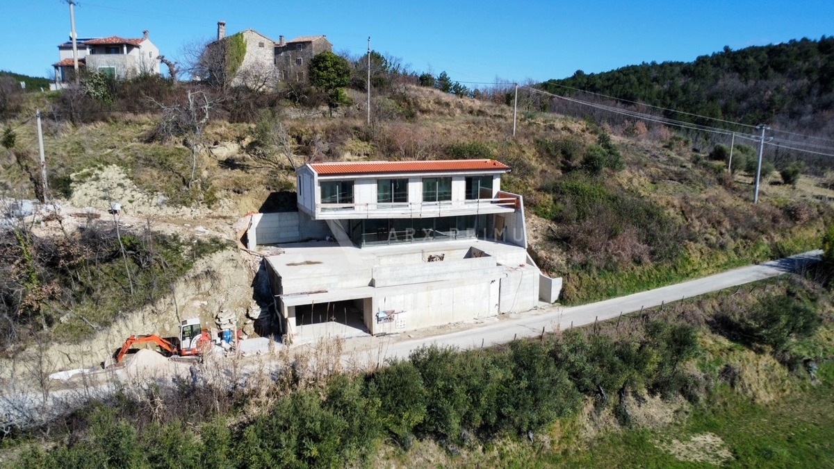 Villa moderna, Krasica, Buje