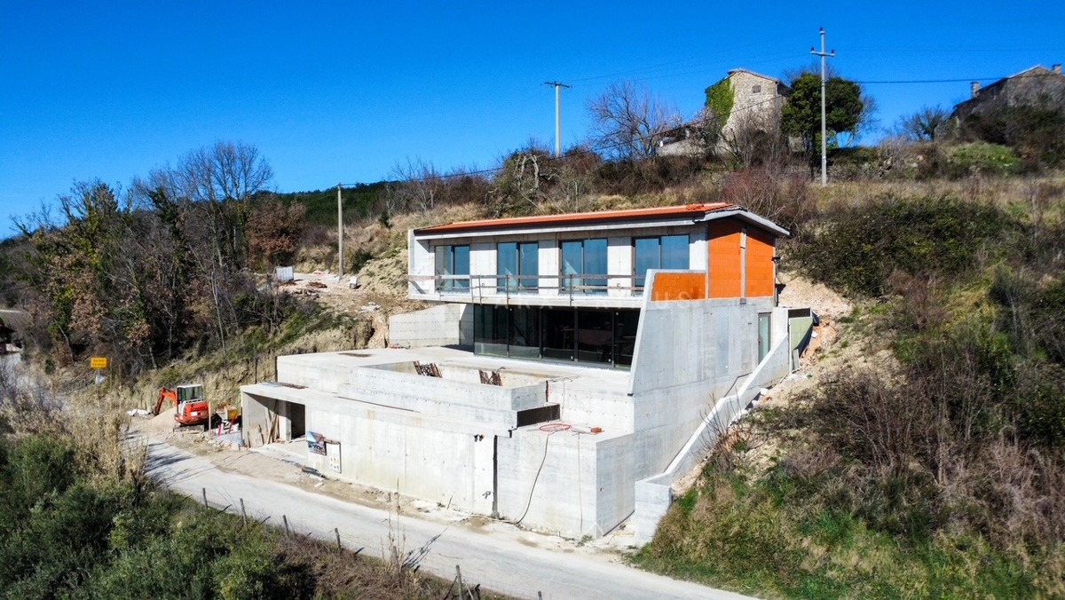 Villa moderna, Krasica, Buje