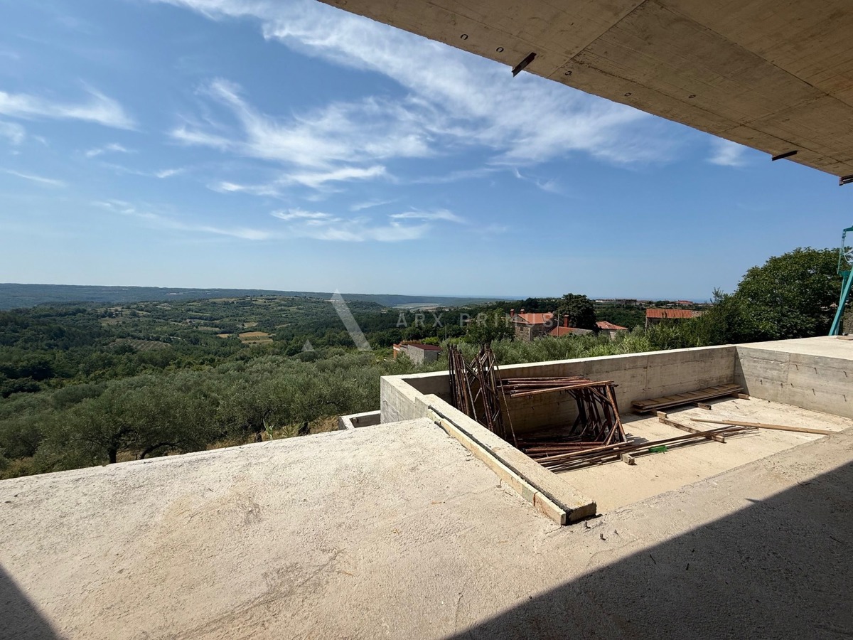 Moderna vila, Krasica, Buje