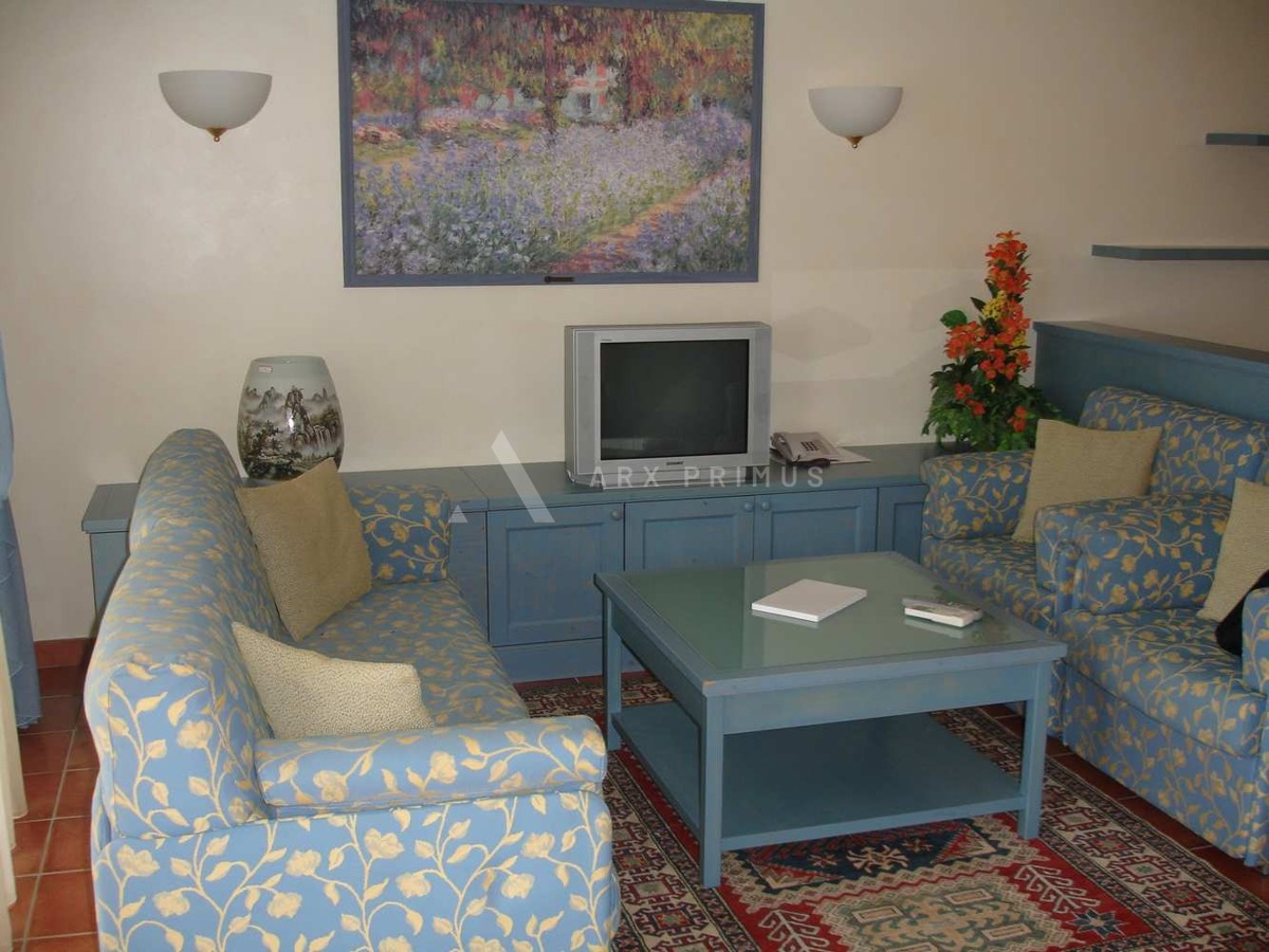 Stan u rezidencijalnom naselju, Crveni Vrh