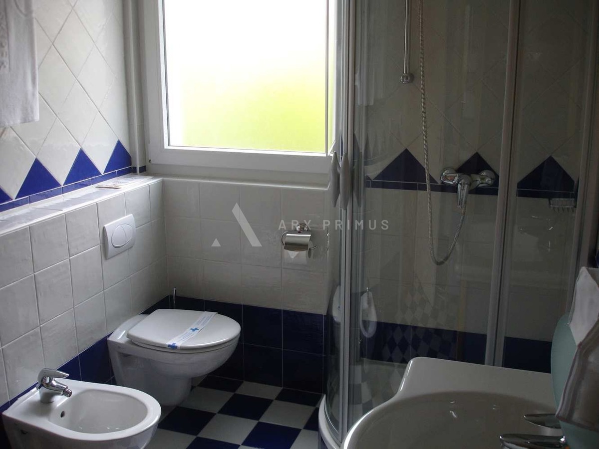 Stan u rezidencijalnom naselju, Crveni Vrh