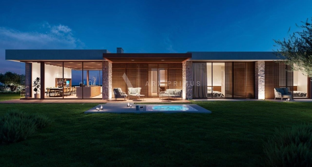 Vrhunska vila na jedinstvenoj lokaciji, Brtonigla