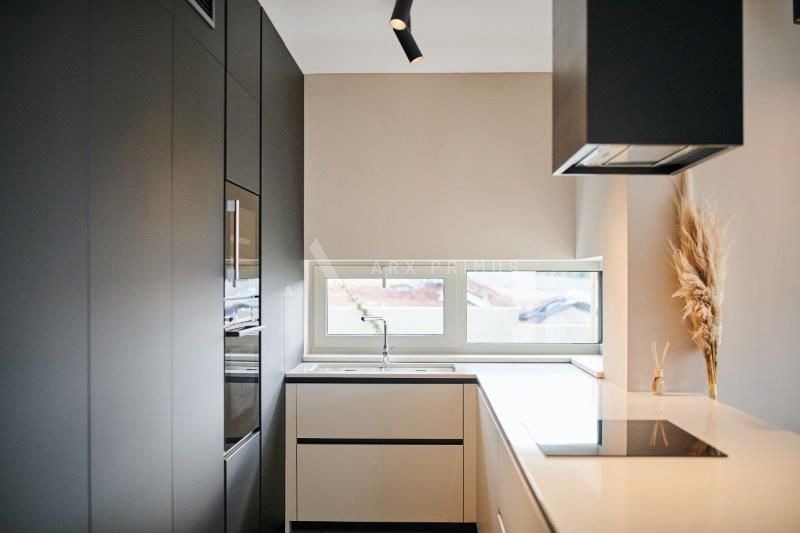 Prekrasna vila sa otvorenim pogledom