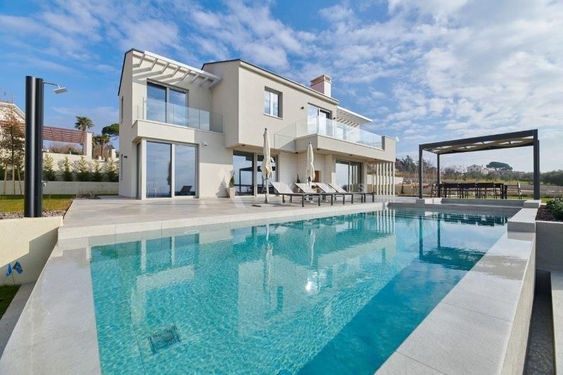 Prekrasna vila sa otvorenim pogledom