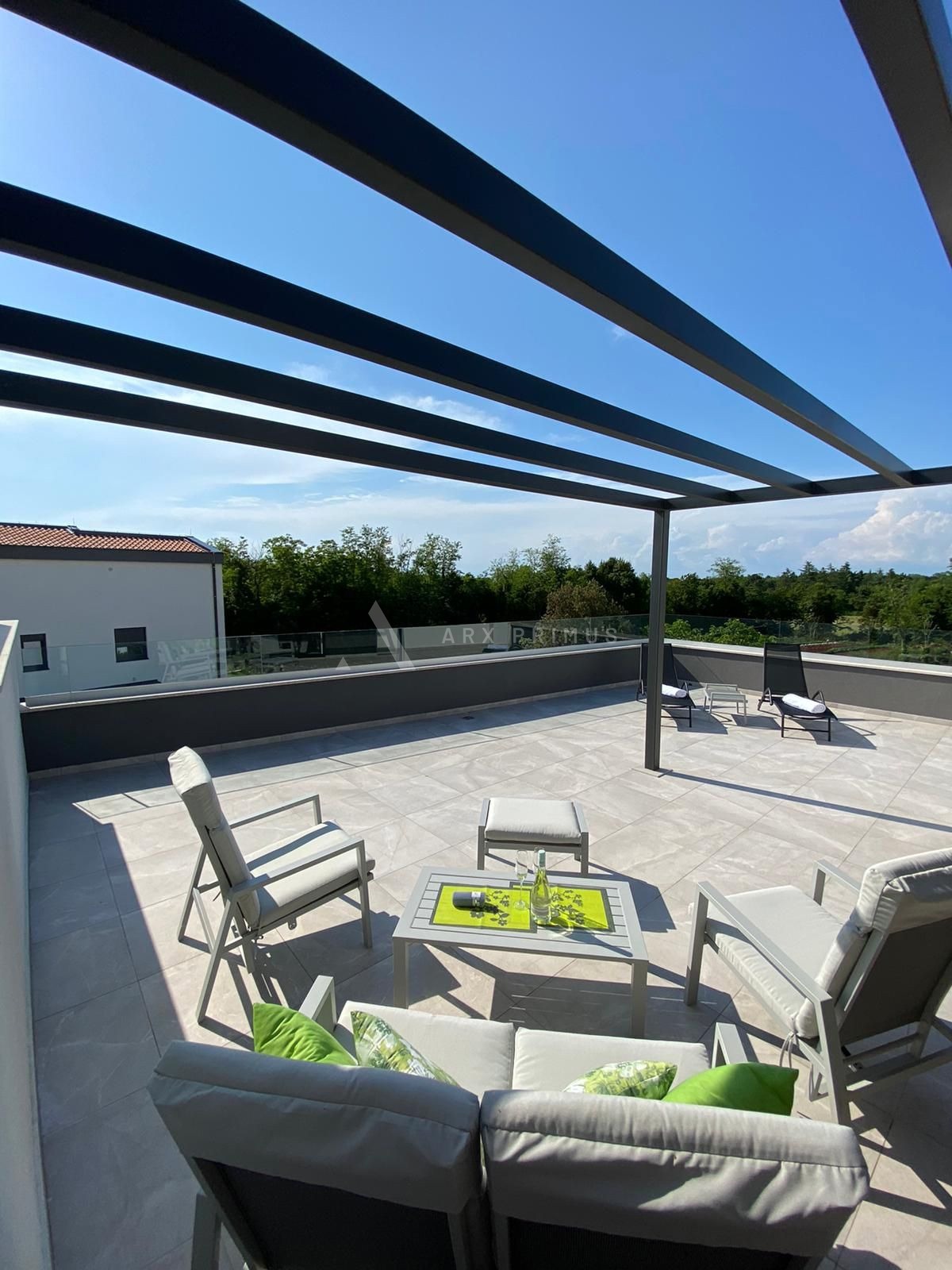 Vila s bazenom, Umag